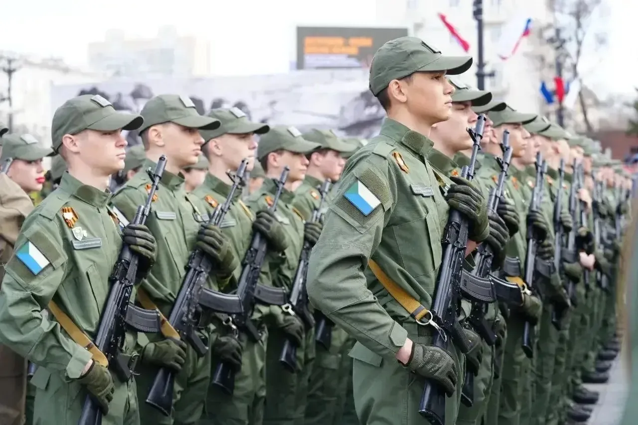 #ПАРАД_ПОБЕДЫ  С гордостью сообщаем, что студенты Дальневосточного филиала РГУП им. В.М. Лебедева пр