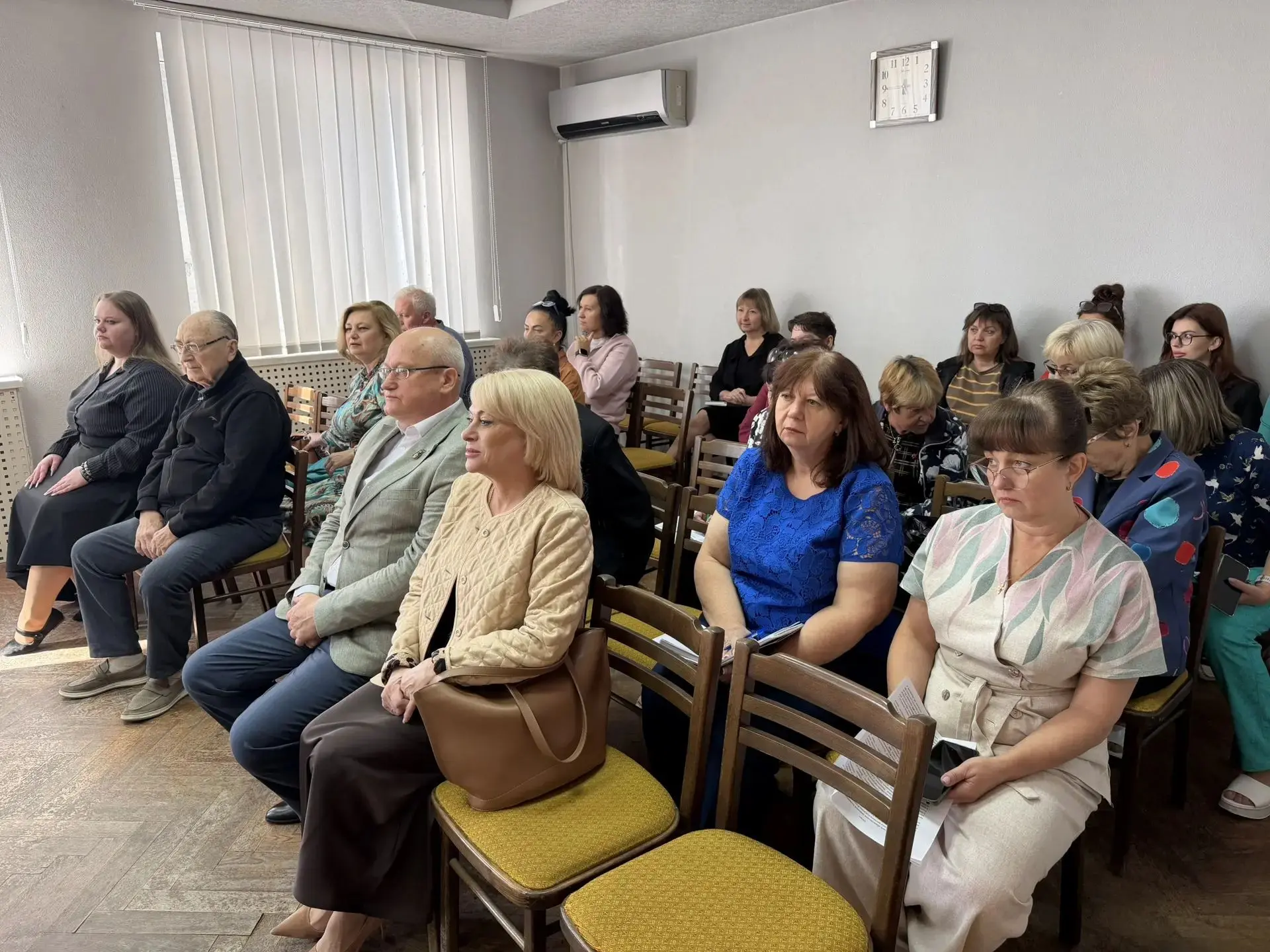 📣 Сегодня, 9 сентября, депутат Донецкого городского совета Ирина Евгеньевна Милус прин...