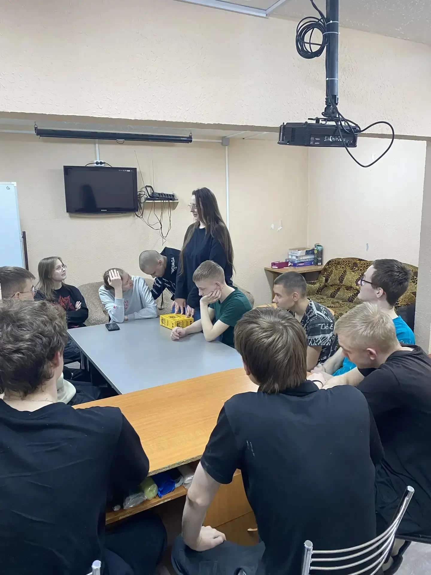 Вечер настольных игр в #СПТ ✅26 марта для студентов, проживающих в общежитии, прошёл по-настоящему у