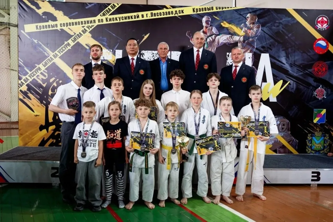 🥋Уссурийские каратисты завоевали медали и звания на турнире в Лесозаводске  16–17 мая в Лесозаводске