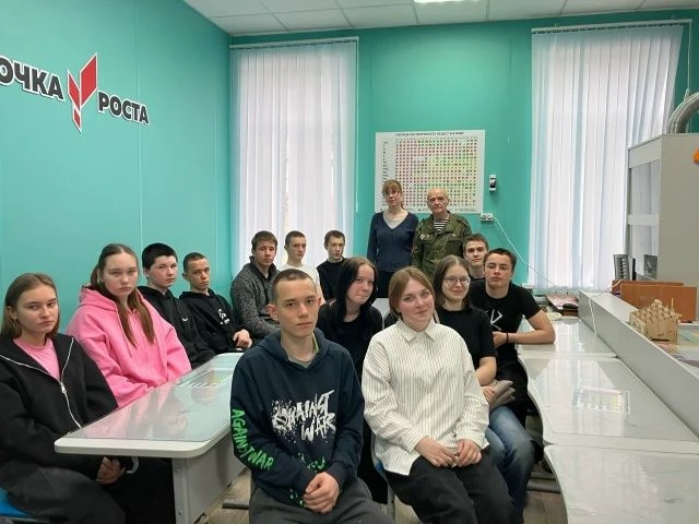 Урок мужества с подполковником Громовым Юрием Викторовичем — это встреча с ветераном бо...