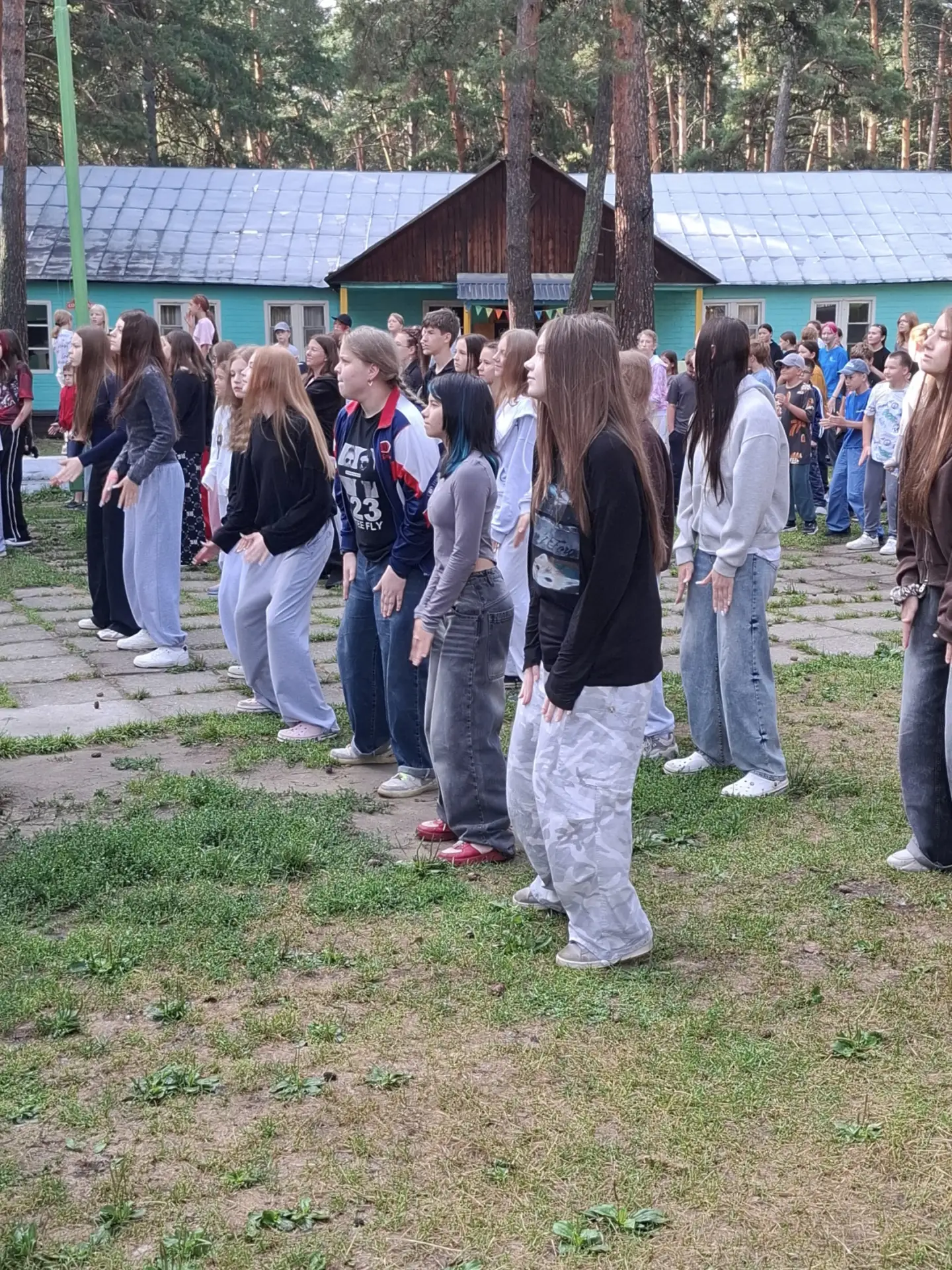 Активное начало утра у 1 отряда💪