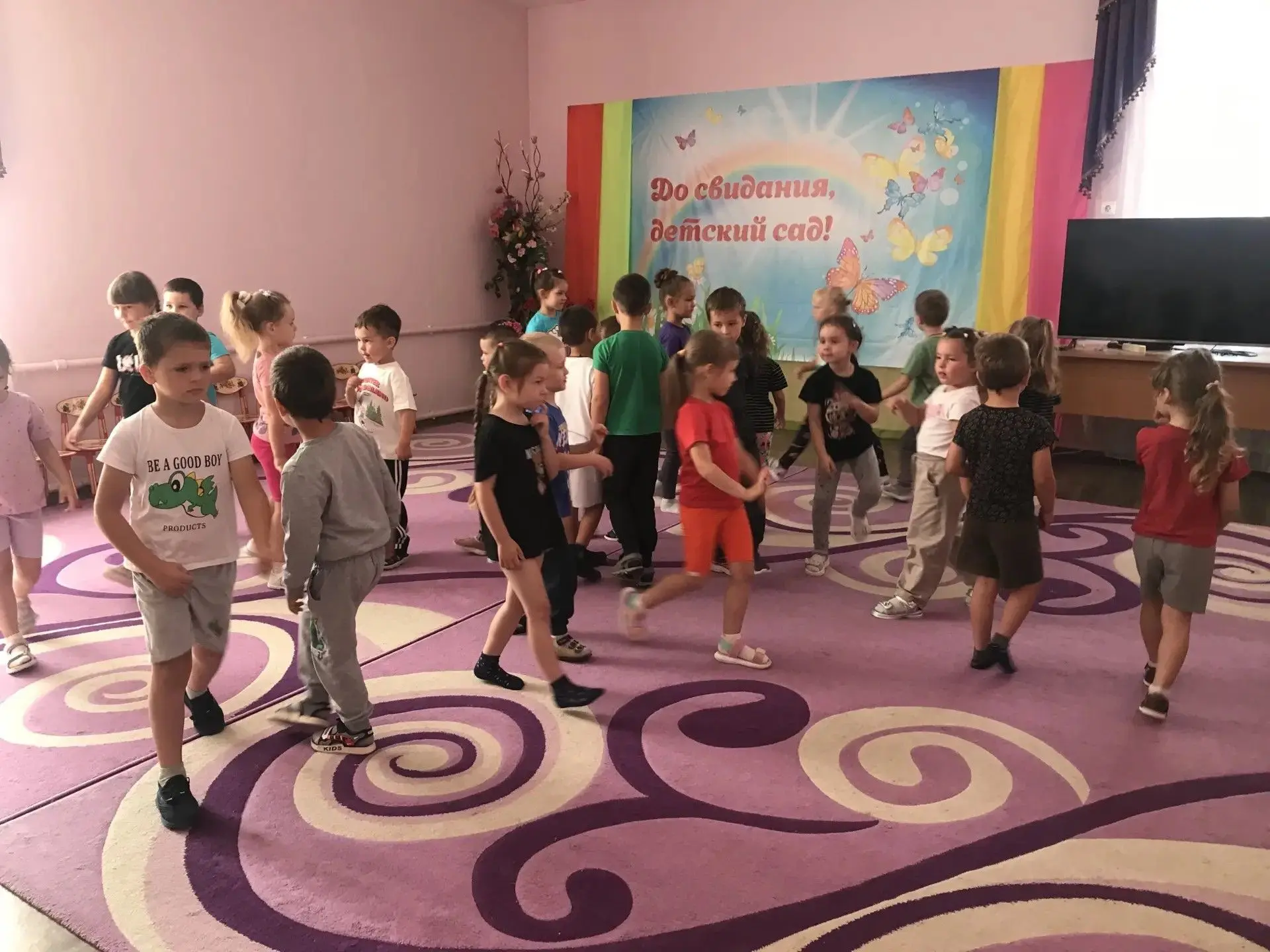 🎶 Готовимся к 1 сентября с песней!