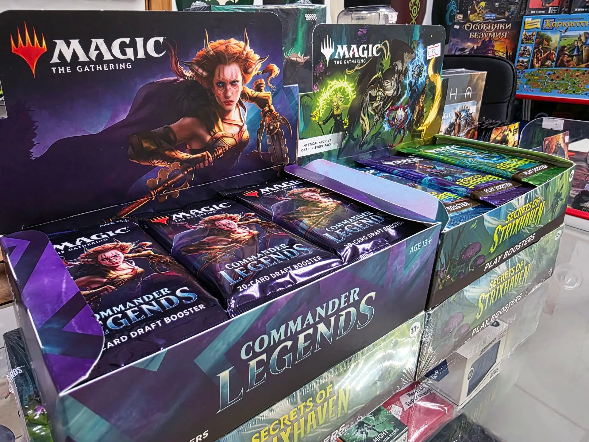 Пополнили запасы бустеров игры Magic: The Gathering выпусками Secrets of Strixhaven и C...