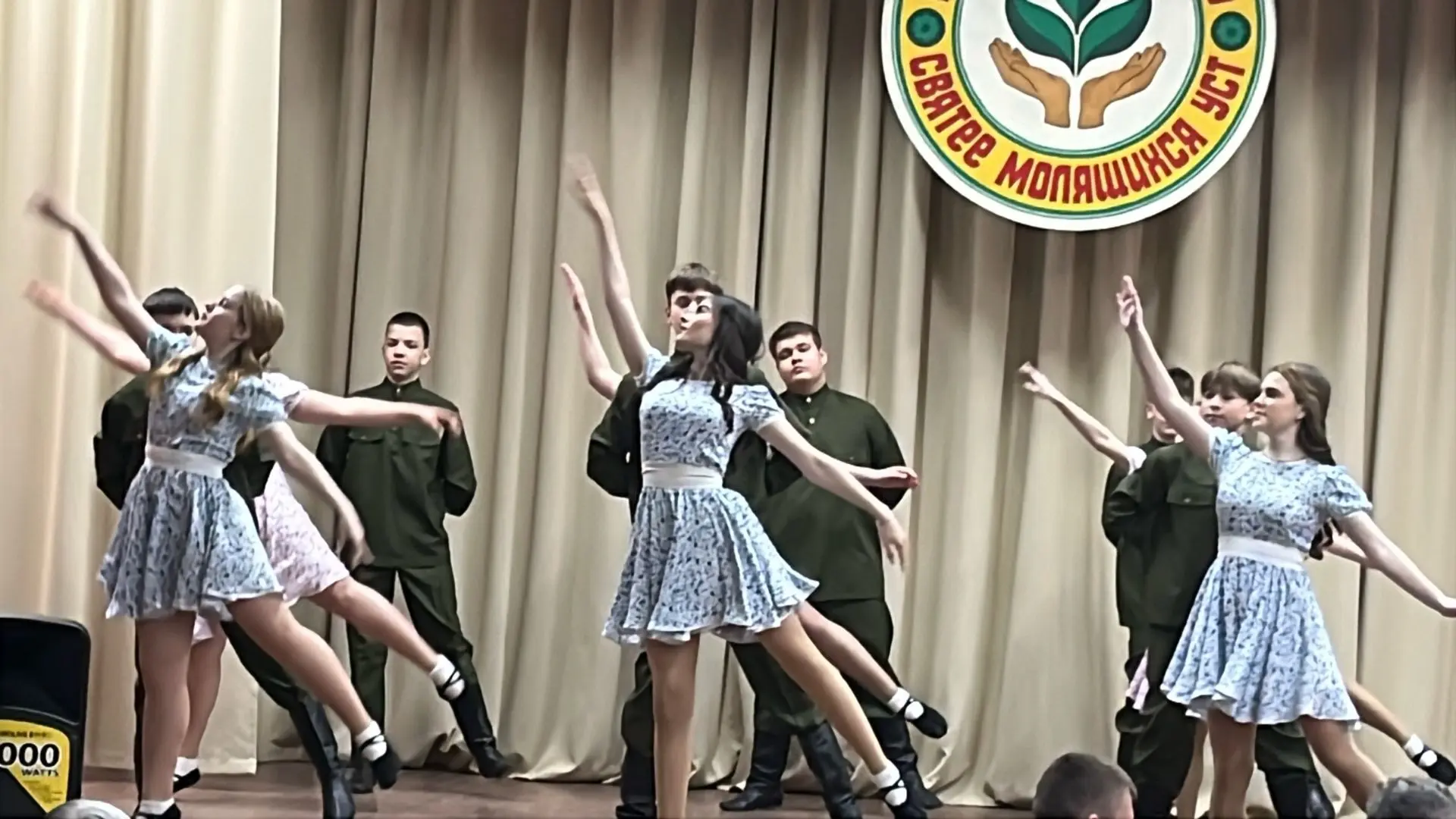 5 мая в Доме Ветеранов труда прошёл концерт посвящённый Дню Победы. В праздничной конце...
