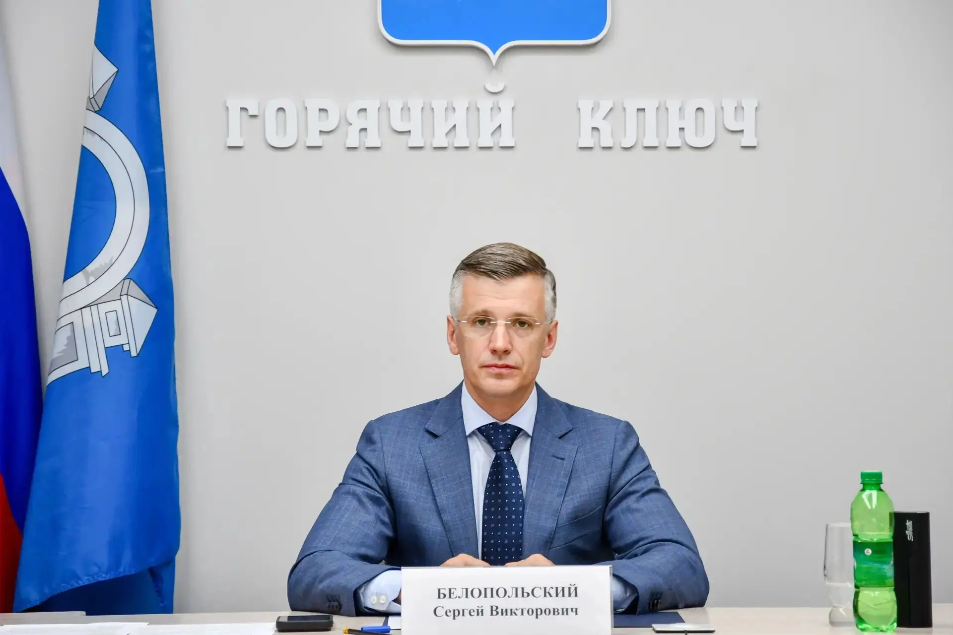 🚧 Глава Горячего Ключа принял участие в краевом совещании по вопросам развития дорожной сети, котор