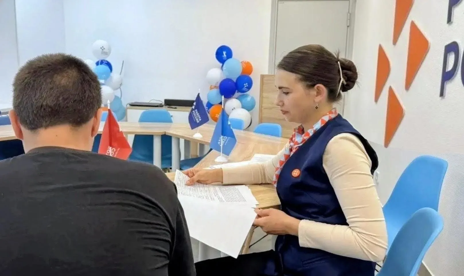 📍Кадровый центр Омской области провёл более 2,8 тыс. профориентационных консультаций д...
