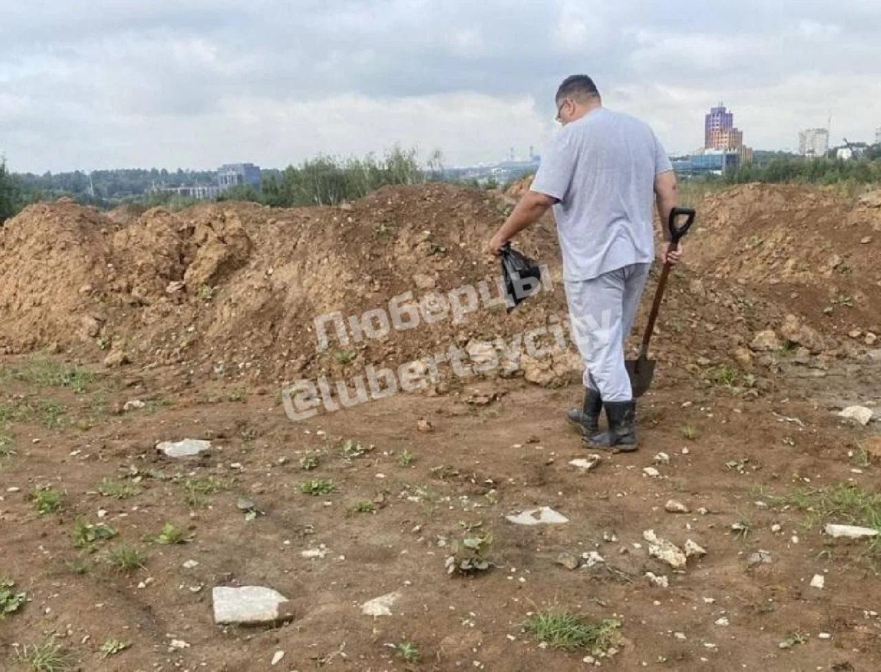 В Томилино владельцу участка придётся заплатить за незаконную свалку.  Нарушение обнаружили специали