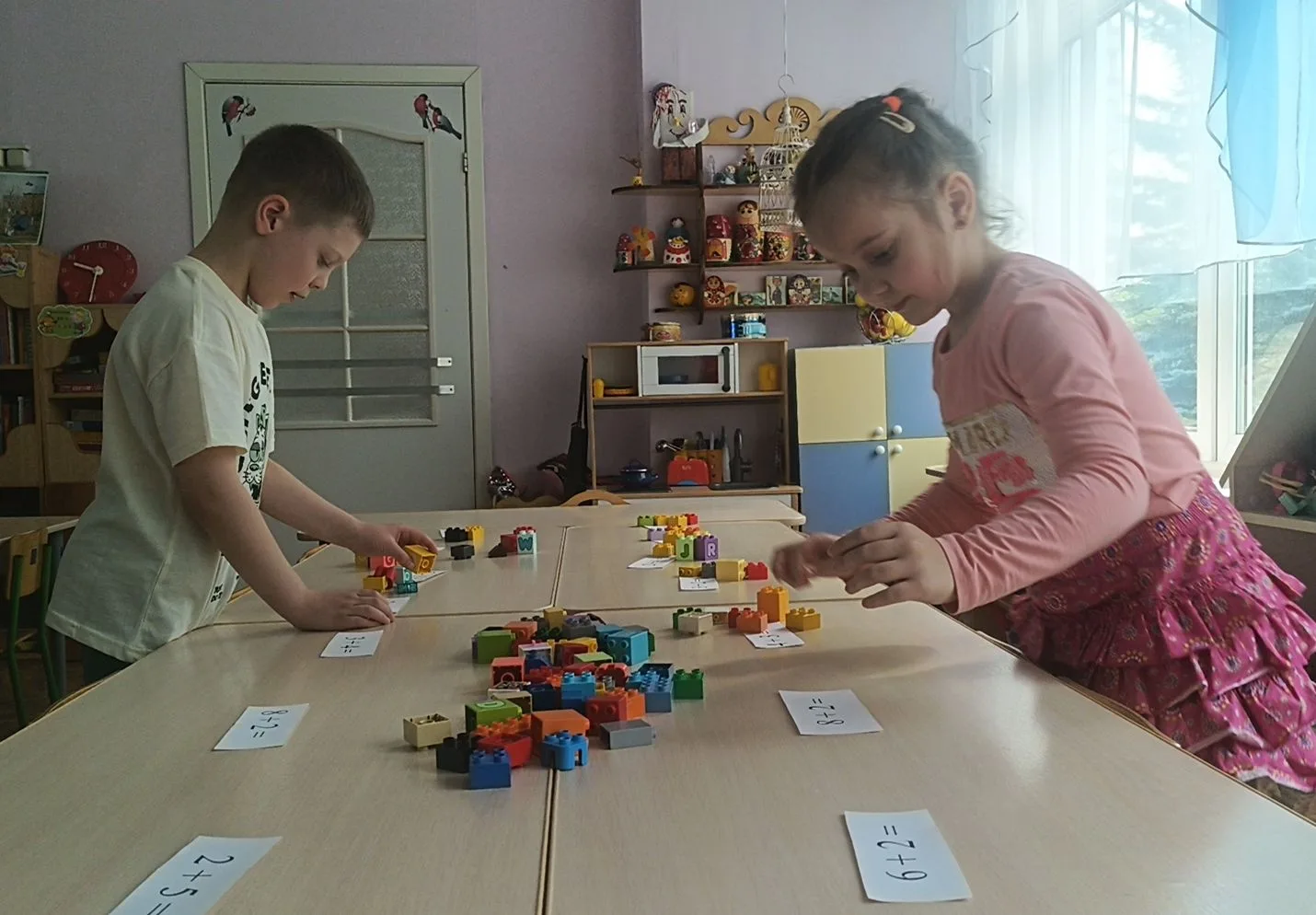 НОВОСТИ ДОШКОЛЯТ  Передаем привет из дошкольного здания №6 и рассказываем, как ребята проводят время