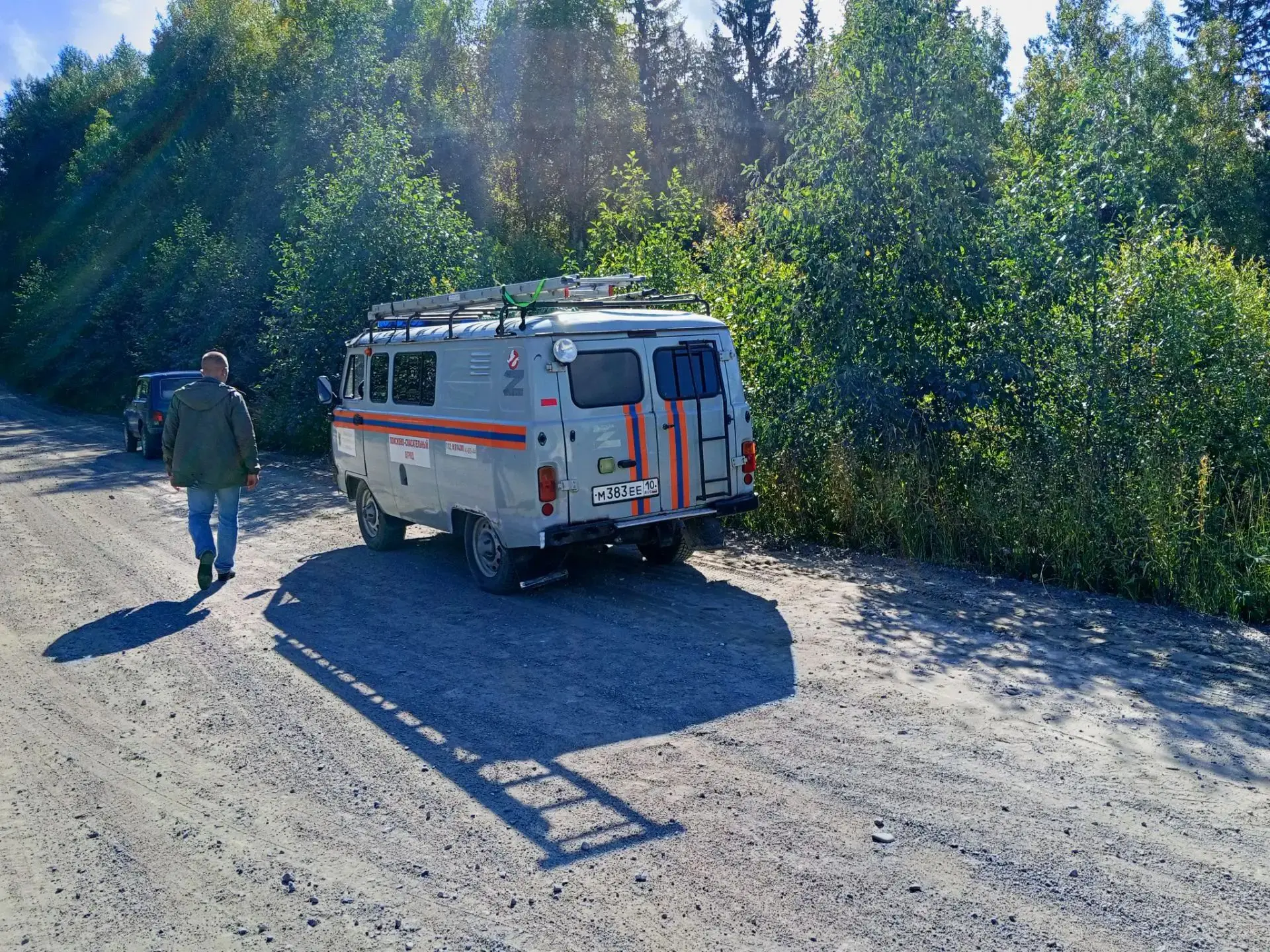 Сортавальские спасатели нашли женщину, сутки плутавшую в лесу