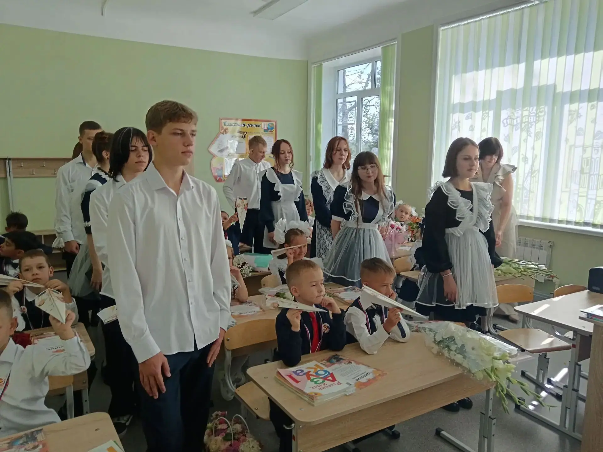 ✨✨✨Есть традиции, которые согревают душу лучше любого солнца. В нашей школе именно тако...