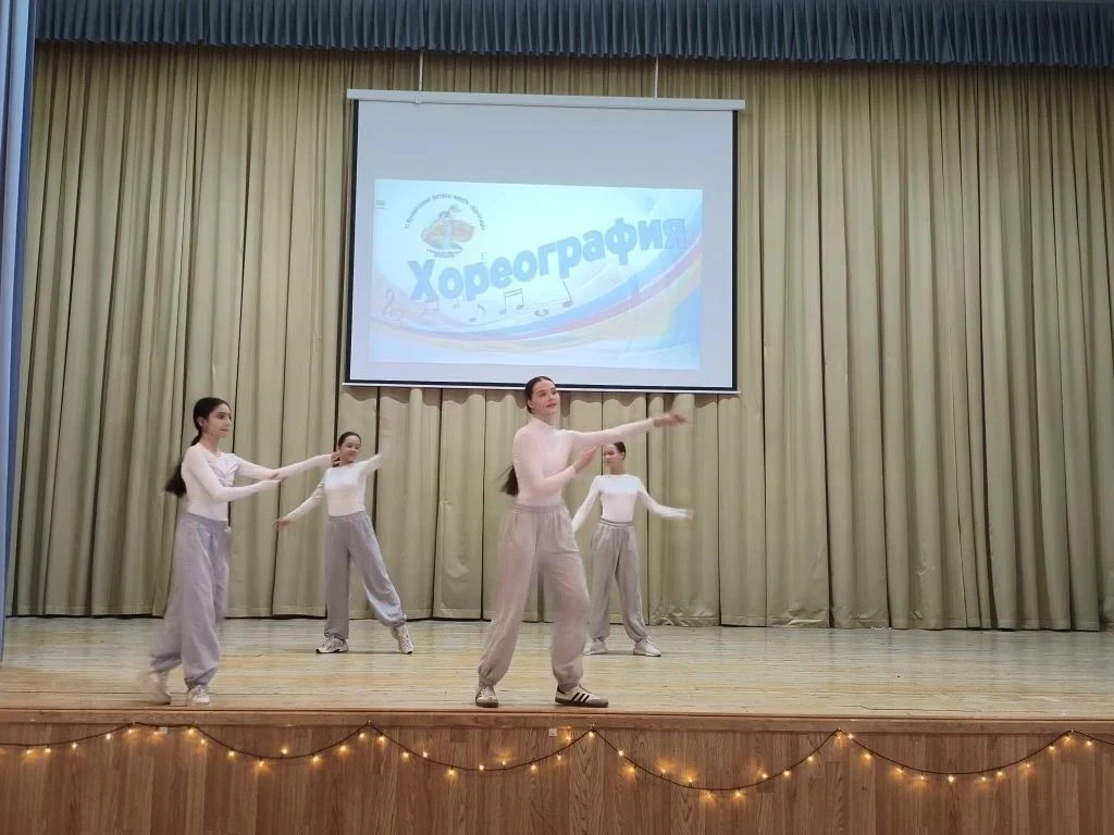24 и 25 марта 2026 года состоялся муниципальный этап фестиваля «Жар-птица», на котором выступали уче