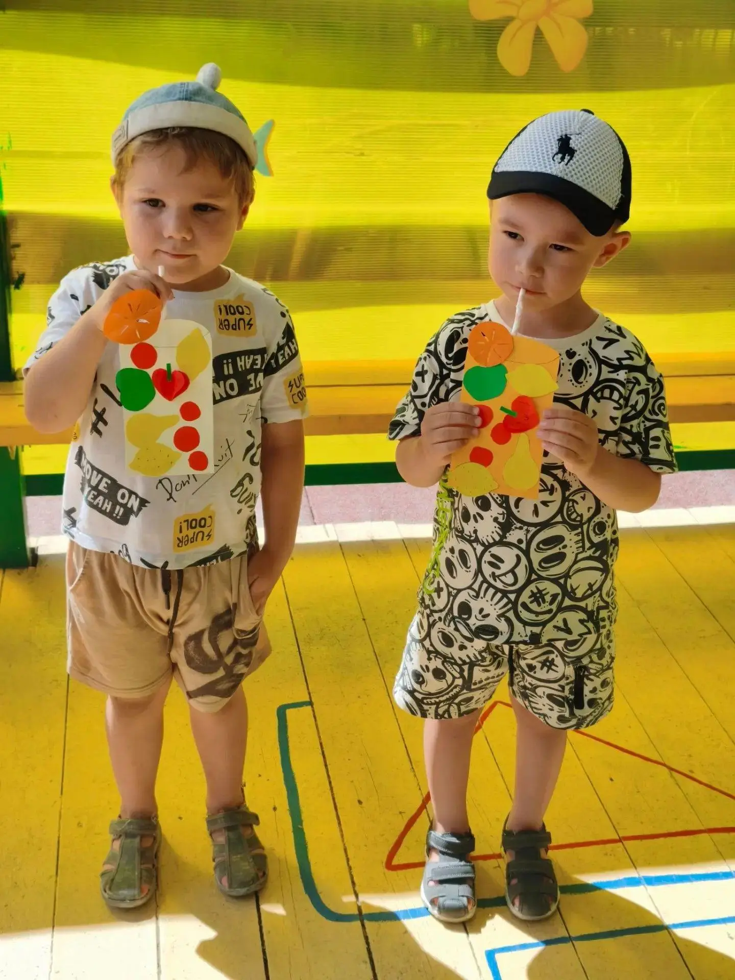 Аппликация "Фруктовый пунш"  у ребят из группы "Светлячки" 🍏🍊🍉🥝🥤