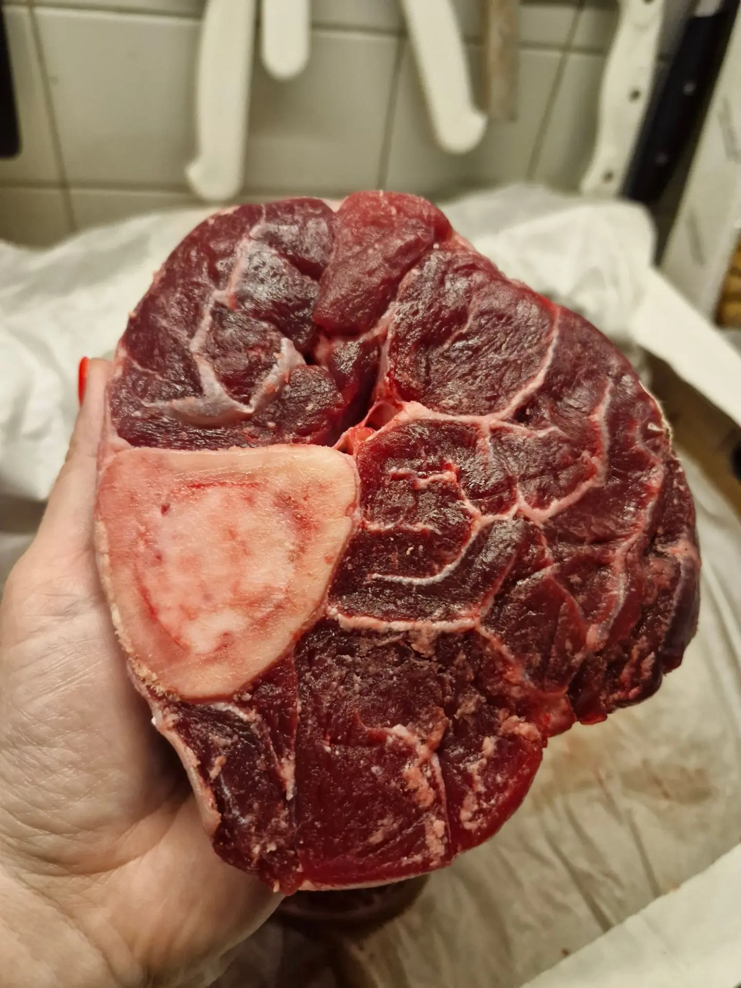 Моя прелесть 😍 Мясо супер, аромат как будто вчера еще бегало 👍🏻 Шикарные голяшечки. ...