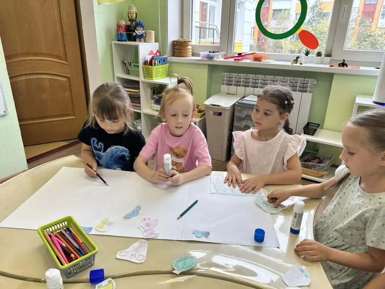 День российского кино в «Мальвине»: от просмотра до собственных сцен! 🎬✨