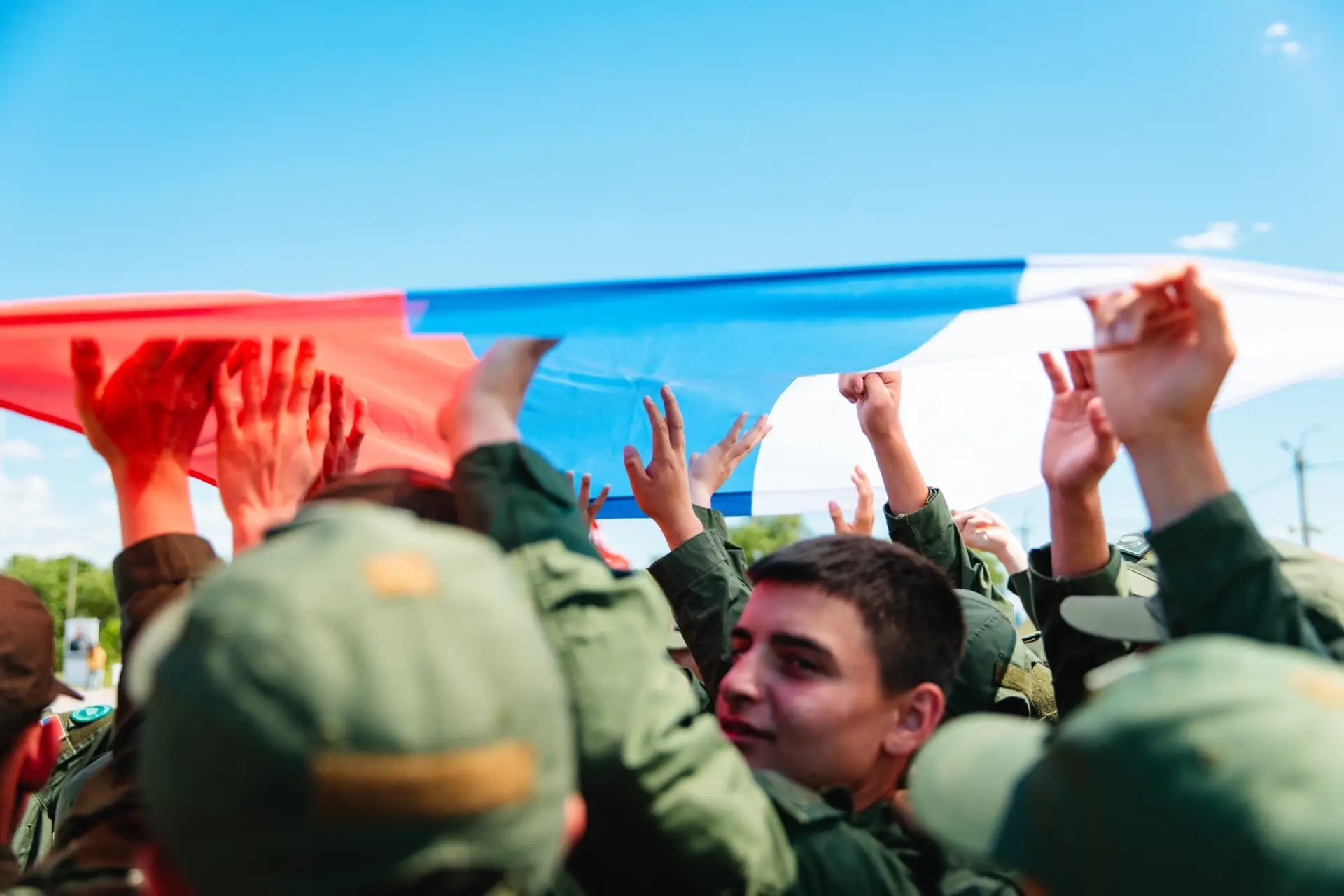 25 подростков округа прошли курсы спортивной и военной подготовки в оборонно-спортивном лагере «Аван