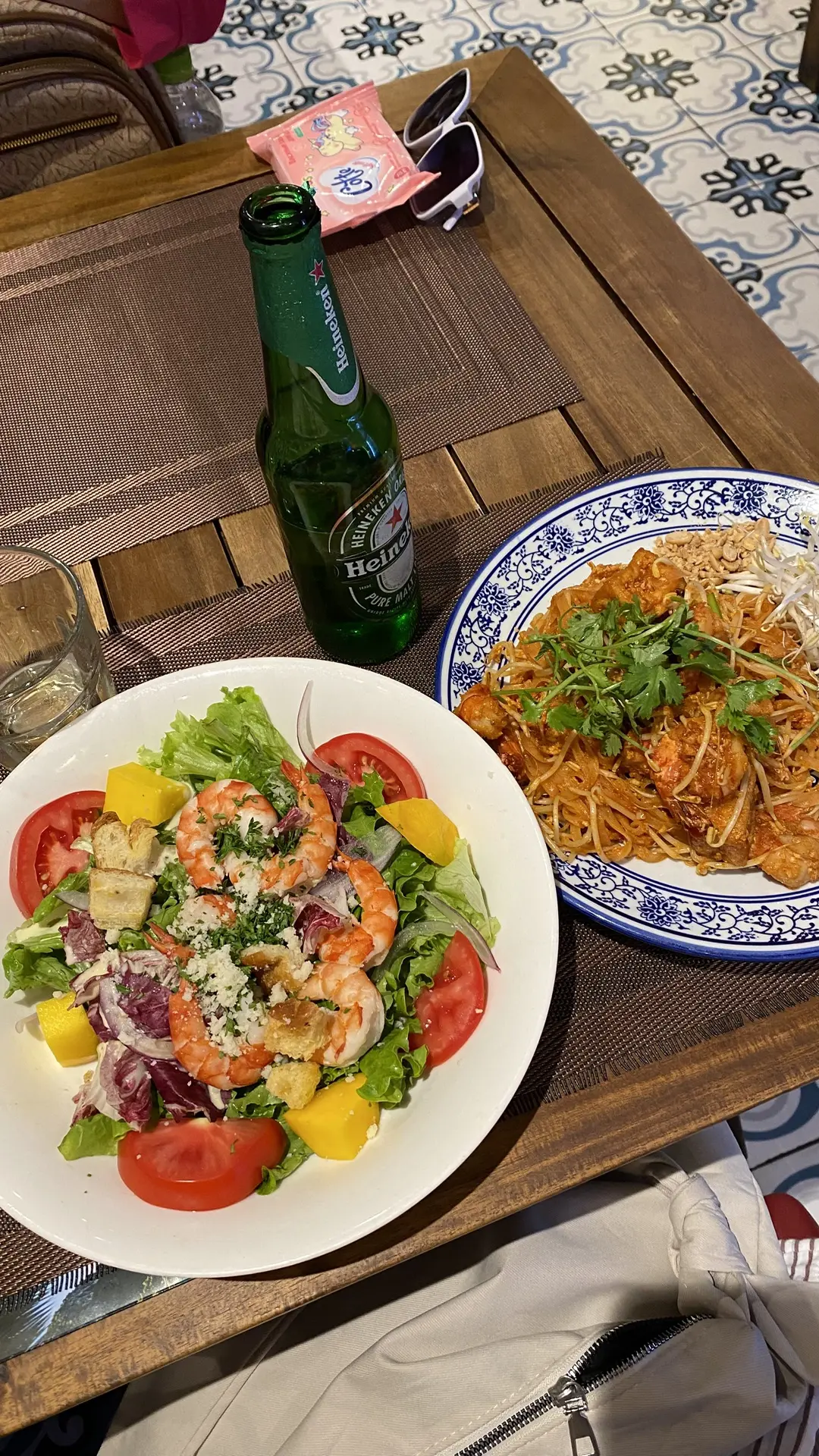 Морепродукты везде и дешевле чем в Тае)
