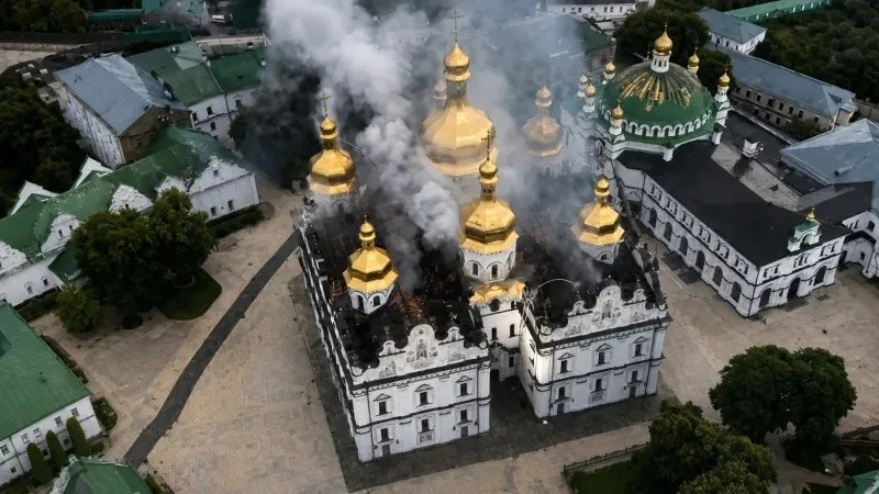 «Мы еще скажем»: Зеленский угрожает РФ после удара по Киеву

Украина обязательно ответит России на с