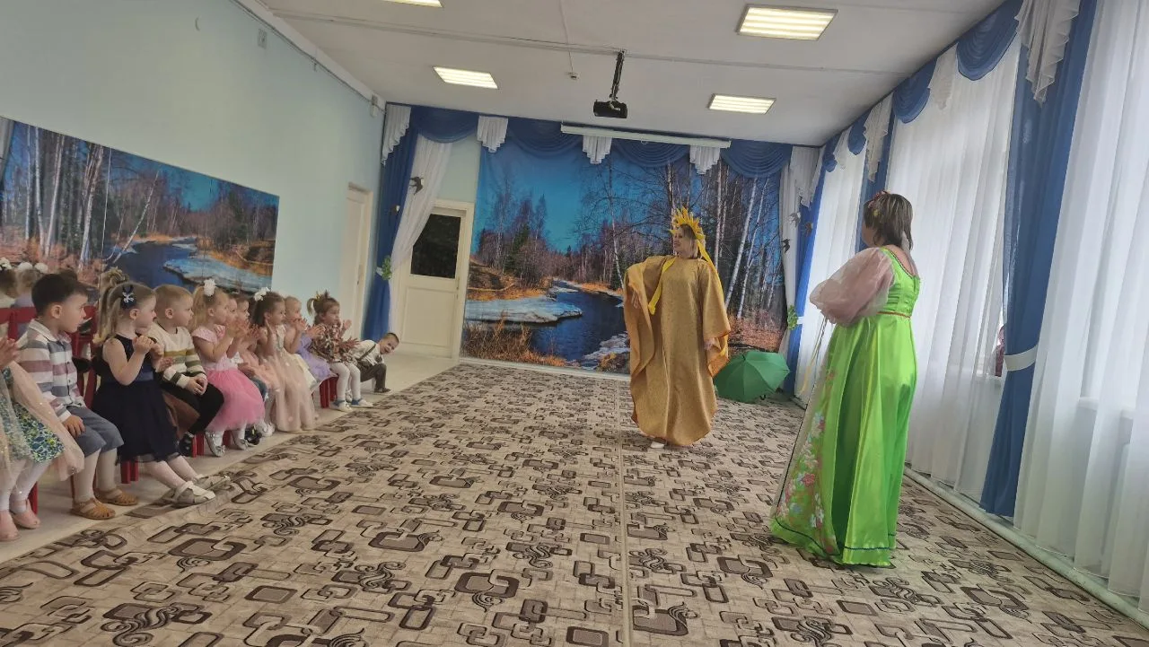 🌞Сегодня в младшей группе царила настоящая весенняя атмосфера!
 💥Ребята с нетерпением ждали приход