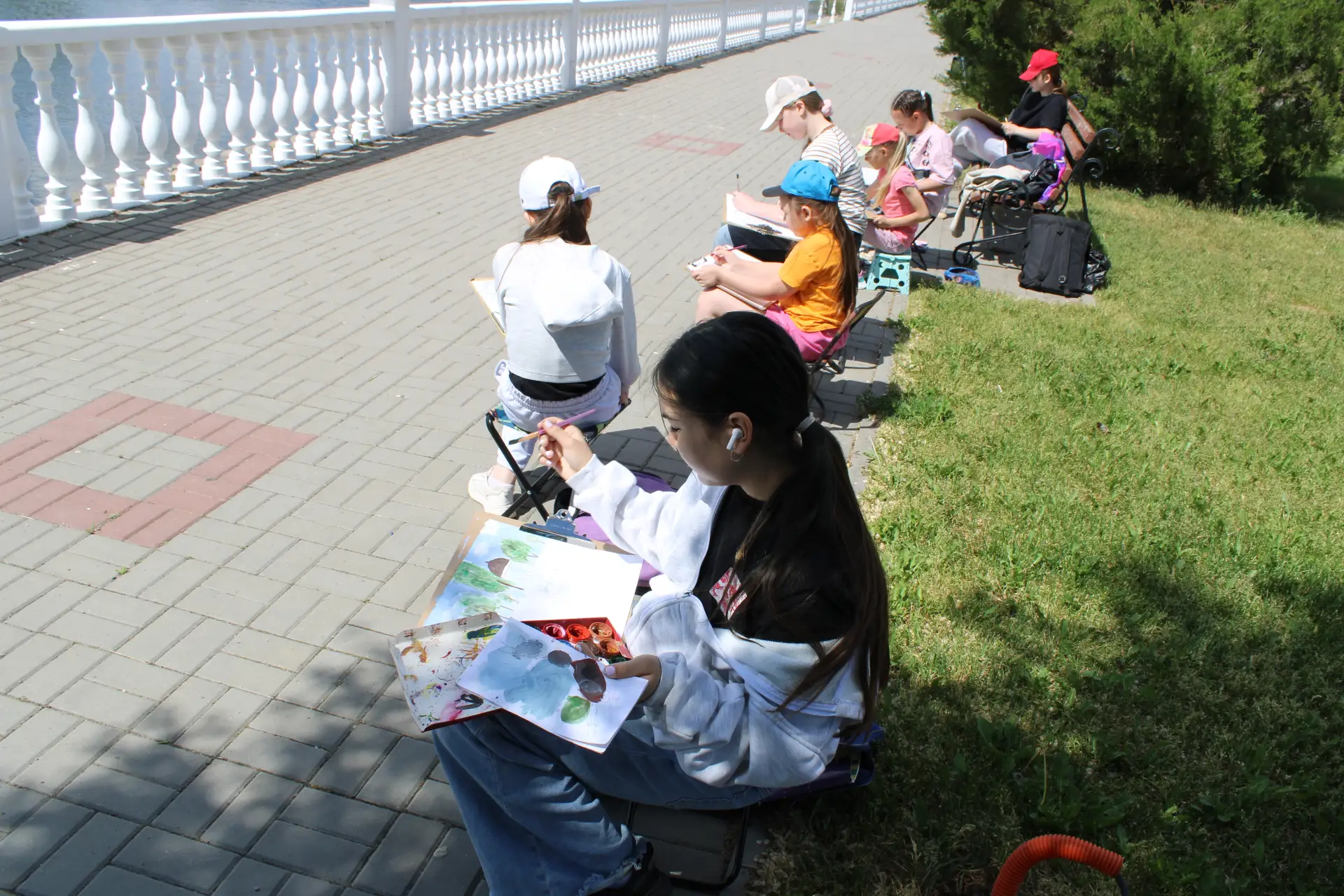 🌈🎨В Палласовской Детской школе искусств завершился ежегодный пленэр — важная часть учебной програм