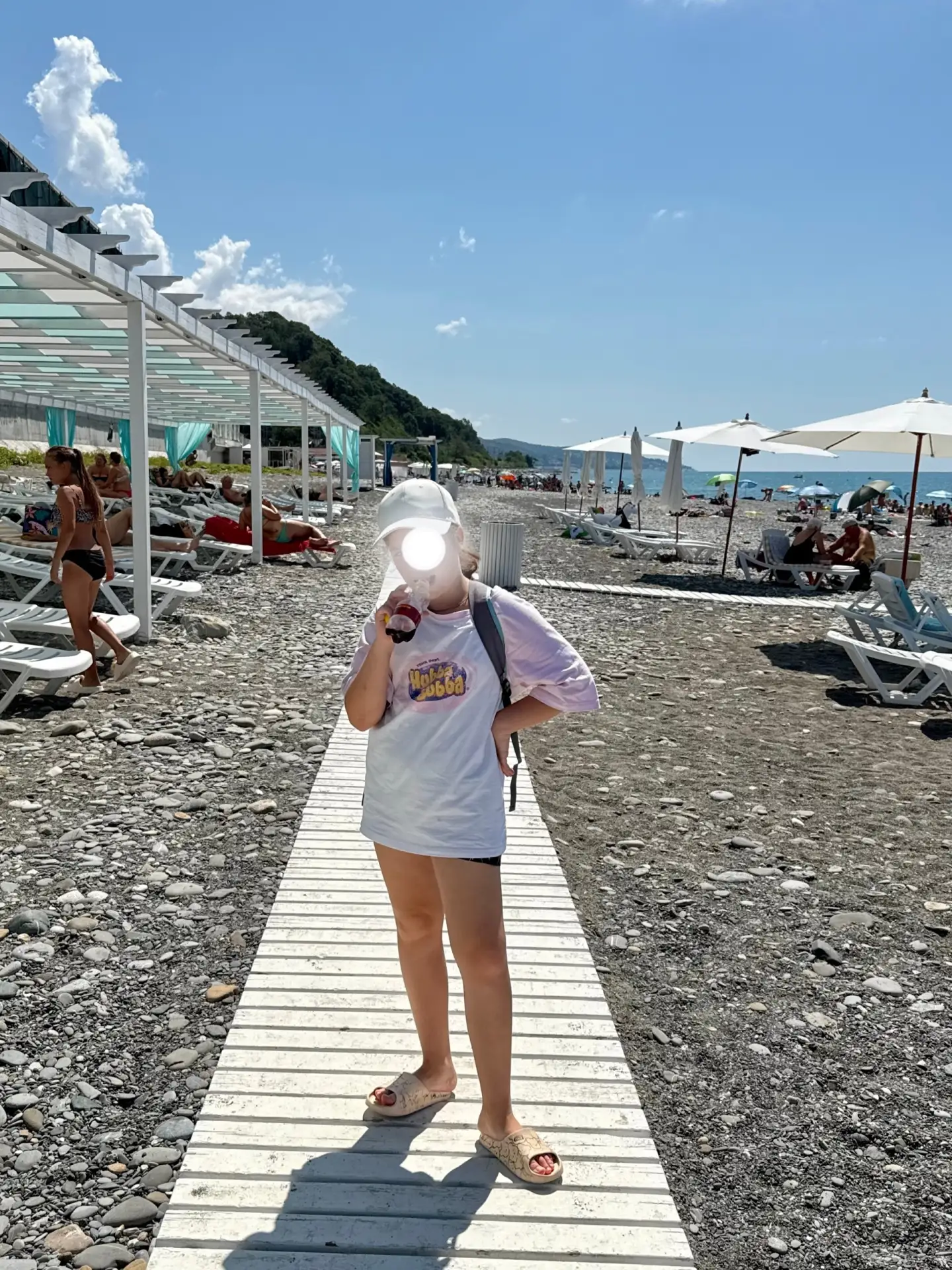 Здравствуйте ! Отдыхали с дочкой в июле в поселке Вардане! 🎉 Это была наша первая поездка сюда, и мы