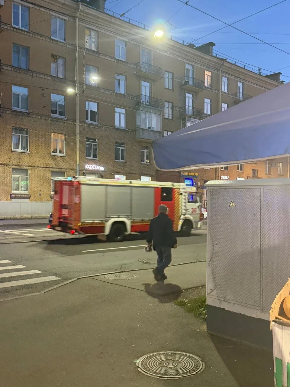 ‼ По малому проспекту пронеслись две пожарки прямо сейчас!