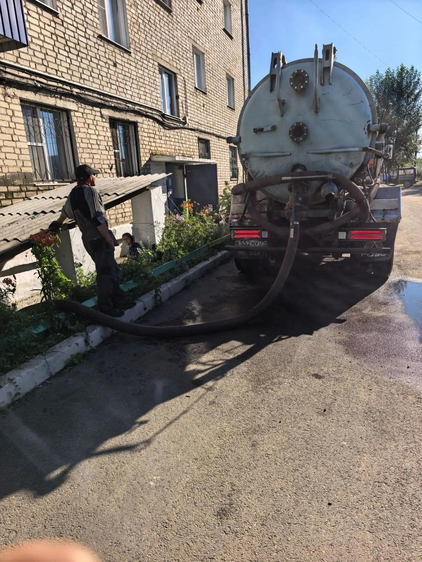 Продолжаем работы по ликвидации последствий ливневых осадков.