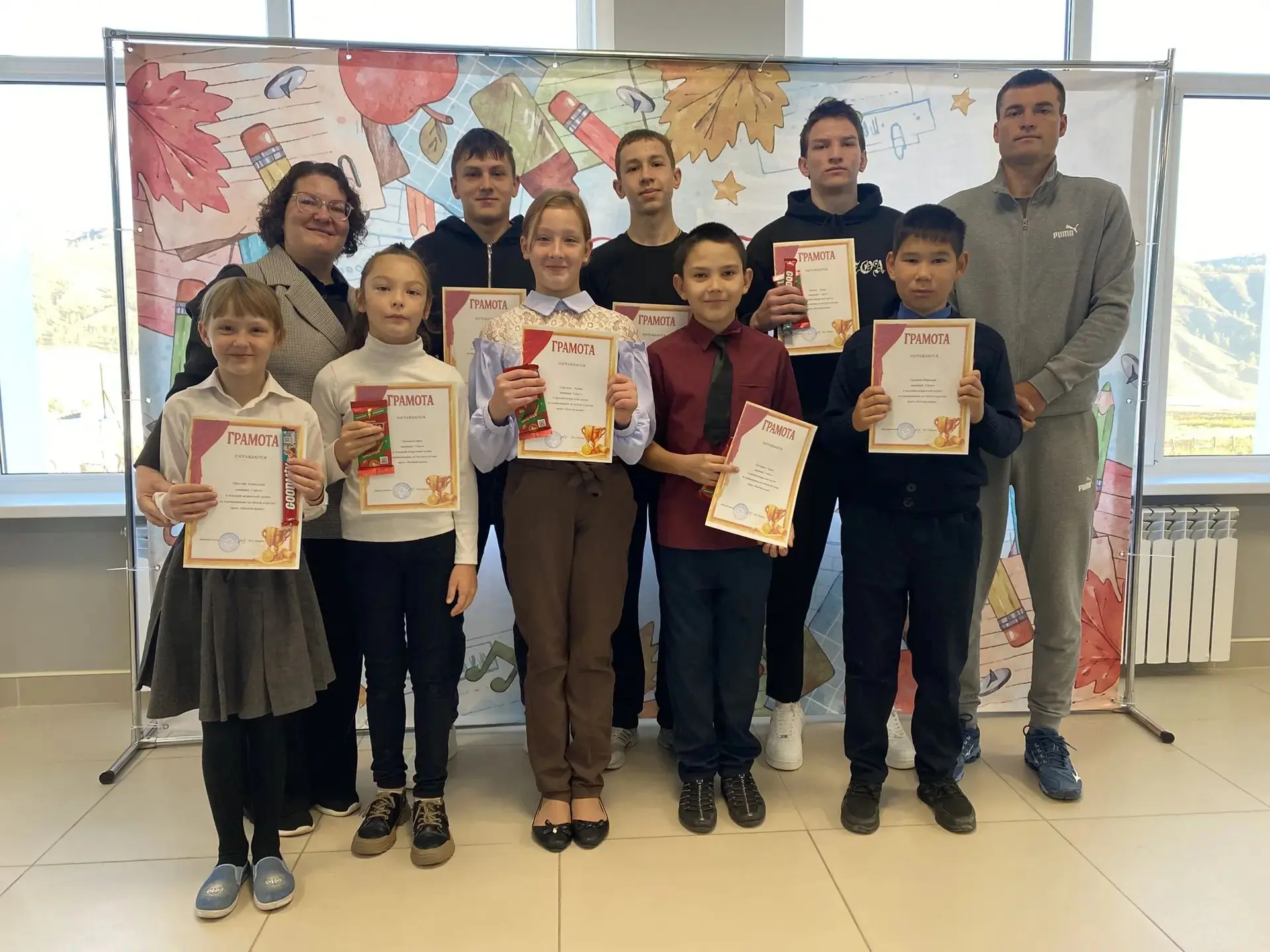 Посмотрите на эти довольные лица 🥳