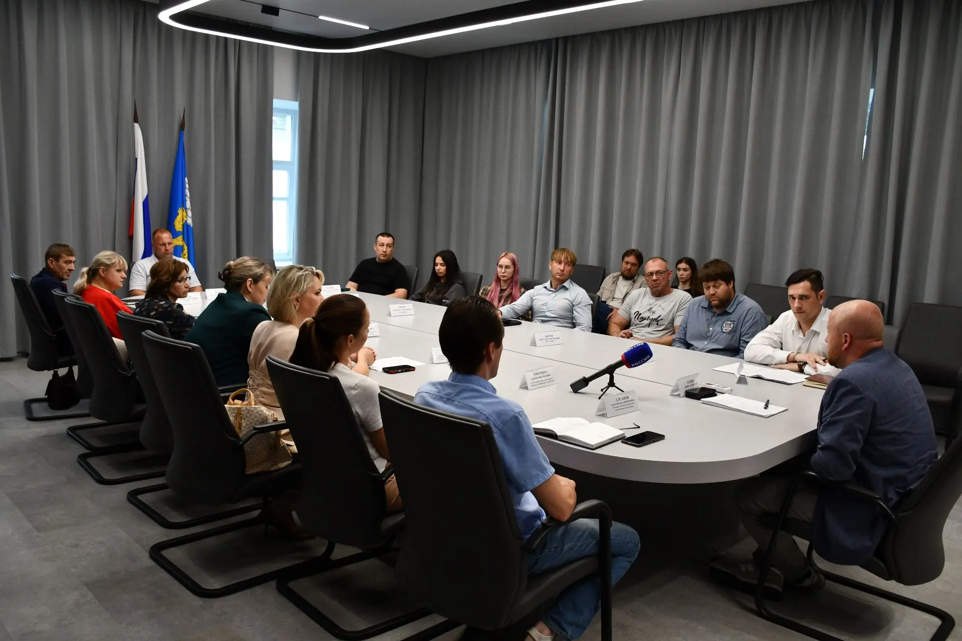 📢 Летняя занятость в Пскове: 151 подросток работает, 300 всё еще ждут места

Начальник кадрового це