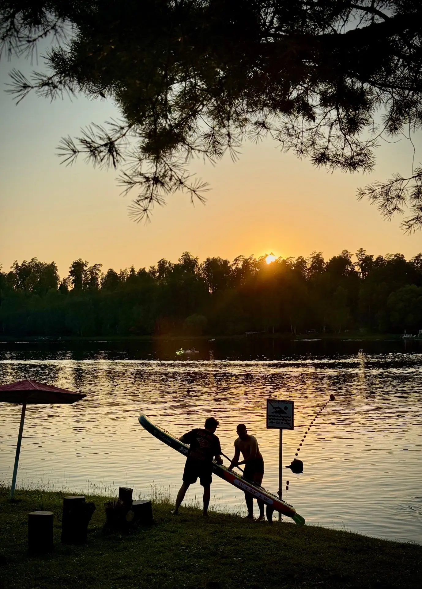 Летний марафон закатов 🌅

Продолжаем любоваться небом вместе с вами! В нашей подборке — новые кадры