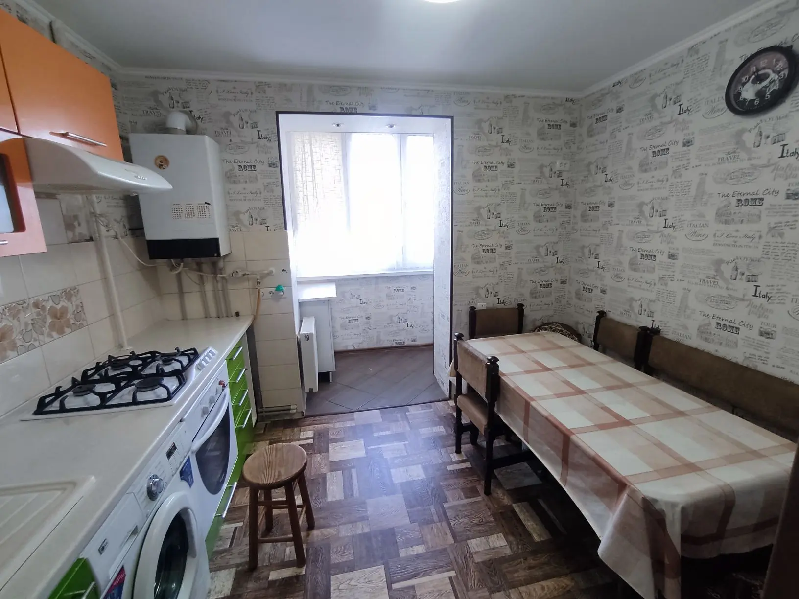 Продам СРОЧНО!!! 3-х комнатную квартиру, трёшку, без мебели, пгт. Раздольное, Раздольненского района