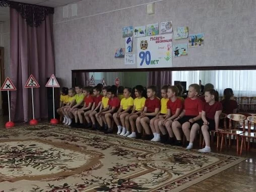 В Новосибирской области сотрудники Госавтоинспекции провели с ребятами из детского сада профилактиче