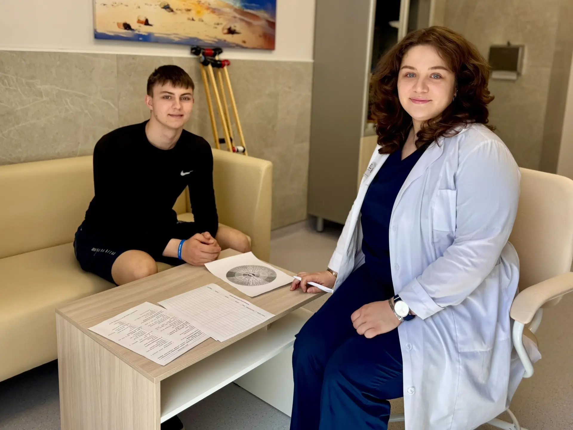 👩🏻‍⚕️Кто такой медицинский психолог и чем он помогает ребёнку?

Важную роль на моральное состояние
