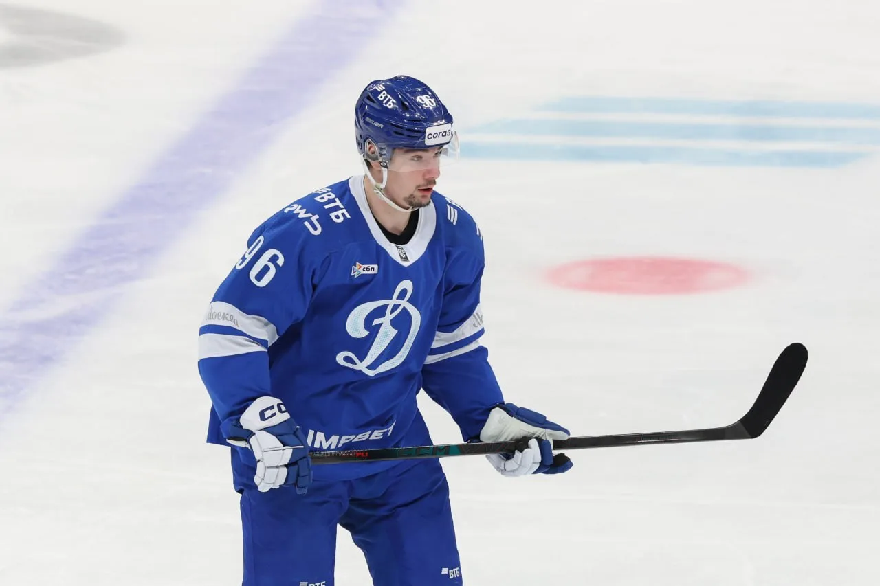 🏒 Магомед Шараканов продолжит выступать за московское «Динамо»

Клуб продлил контракт с дагестански