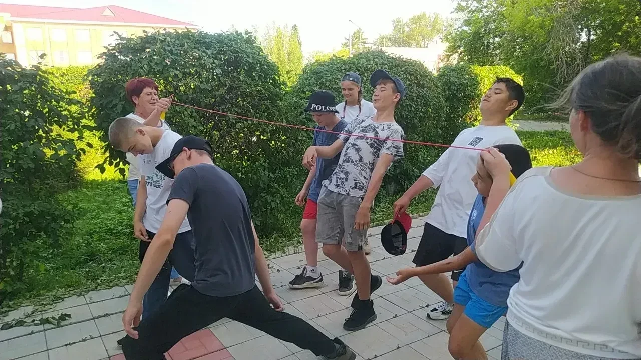 🙌🙎‍♀️🙎‍♂️🦋🌼🌞🎨Павлоградскую детскую школу искусств вчера вновь посетили ребята летней оздорови