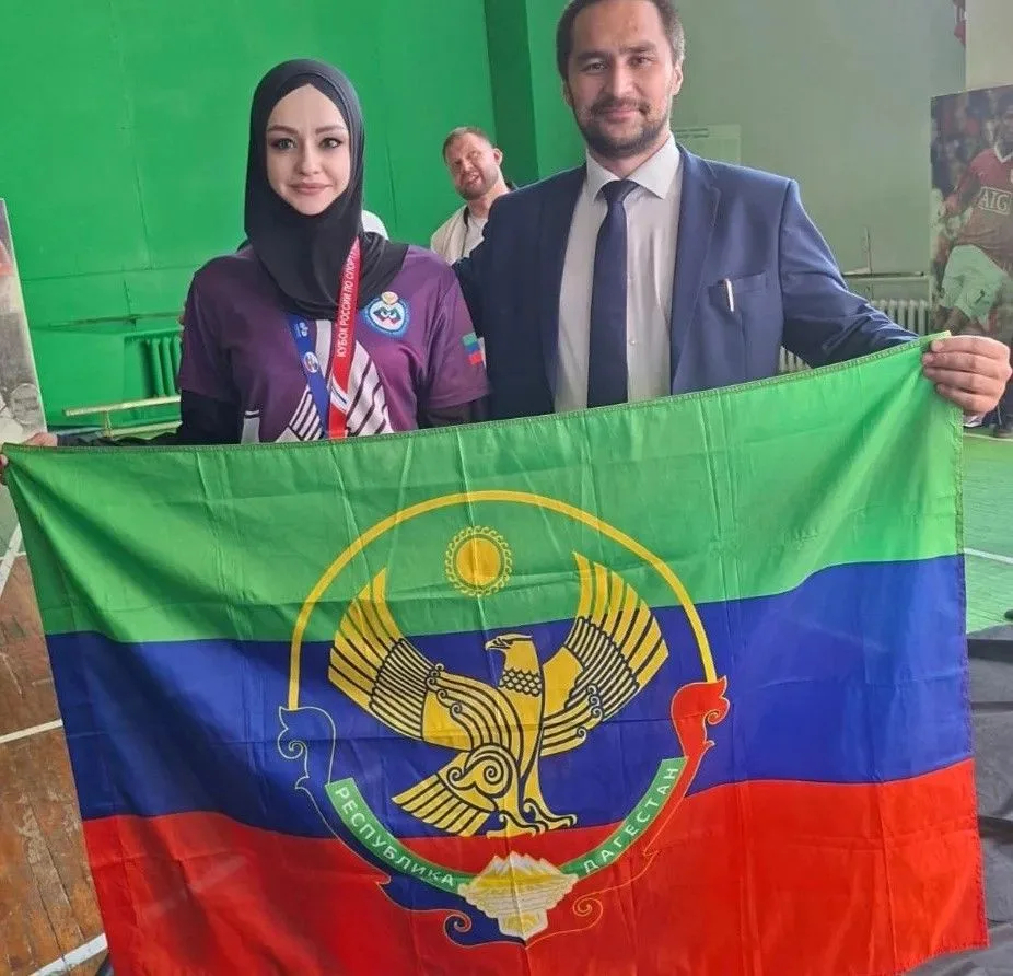 Самера Юсупова — победительница Кубка России по армрестлингу