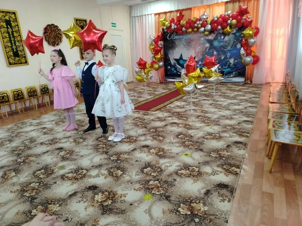 💐Выпускной бал в детском саду — это самый трогательный, самый незабываемый из всех пра...