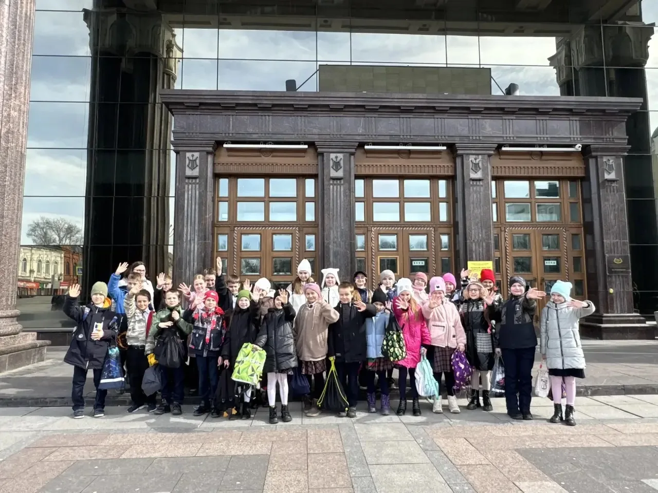 27 марта отмечается Всемирный день театра 🎭 И гимназисты 3 «Б» класса провели его в стенах Пензенско