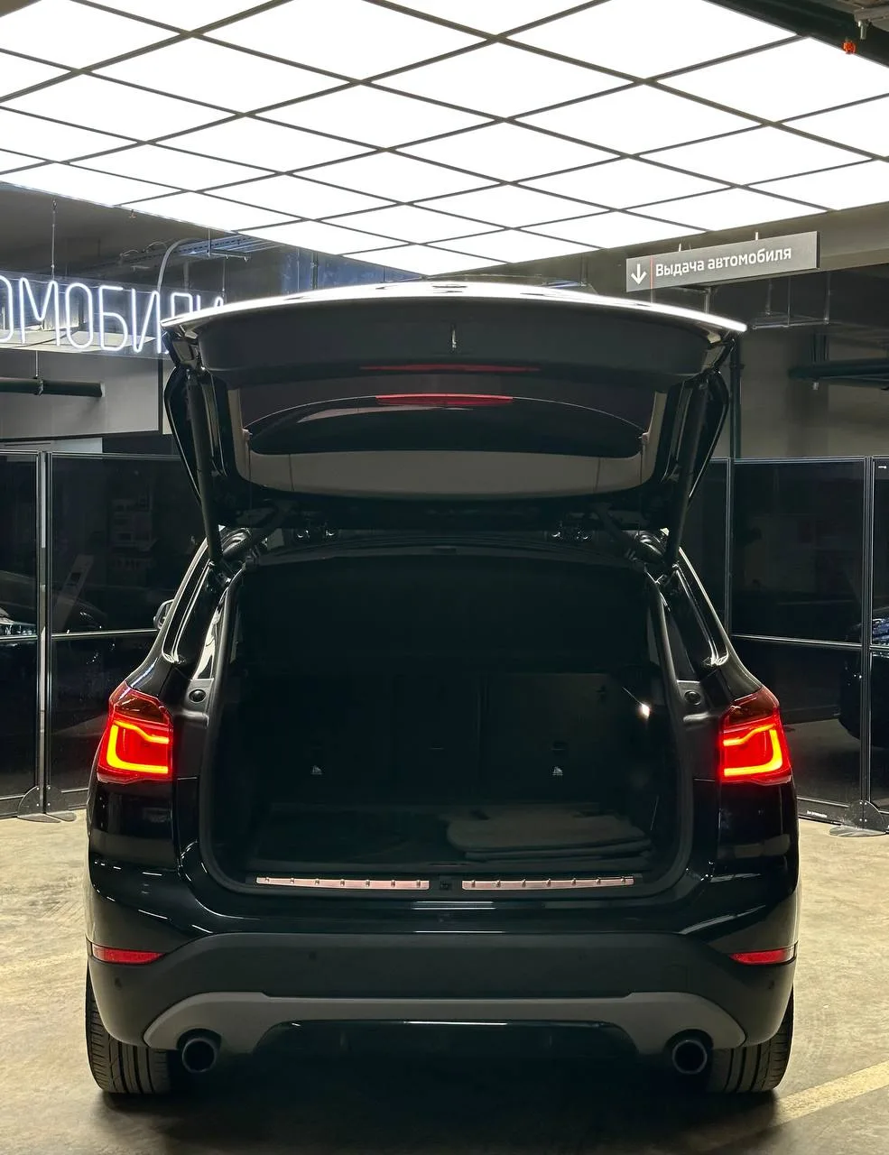 F48 X1 20i xDrive  2017 год выпуска  Один владелец  ЛКП оригинал  Пробег 47750 км   Стоимость 2.990.