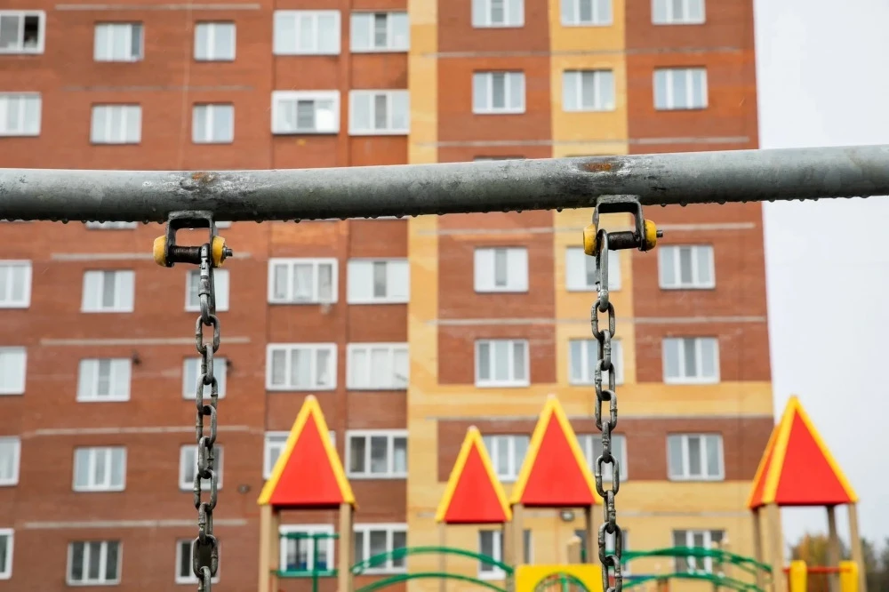 В Сургутском районе работает горячая линия «Опасная площадка»