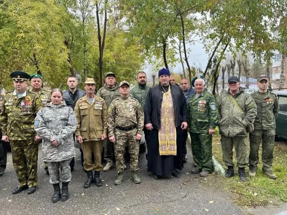 Ачинский священник принял участие в открытии патриотического штаба