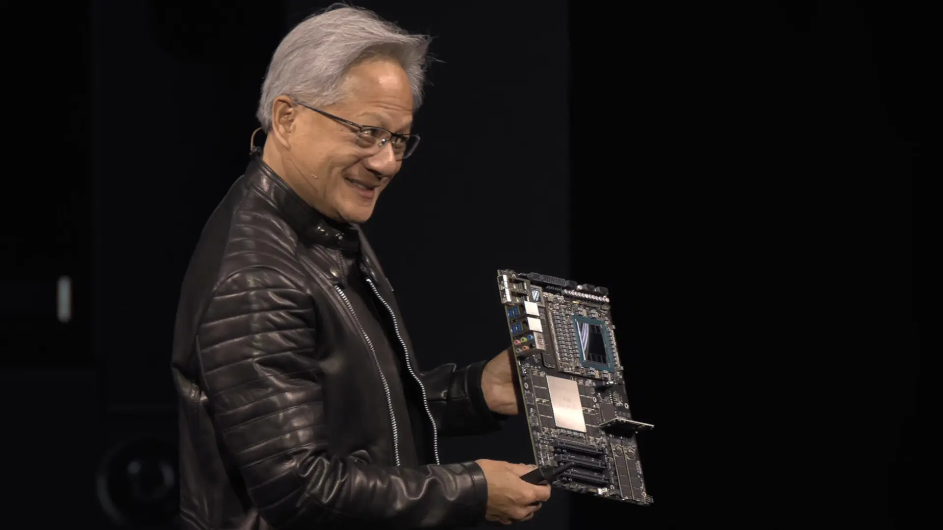 NVIDIA полностью перестали интересовать игровые видеокарты  Компания заработала в период с февраля п