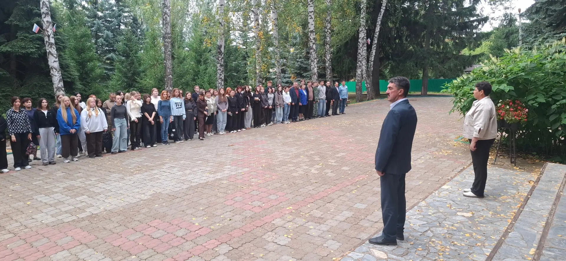 В Аксеновском агропромышленном колледже им. Н.М. Сибирцева прошла еженедельная линейка ...