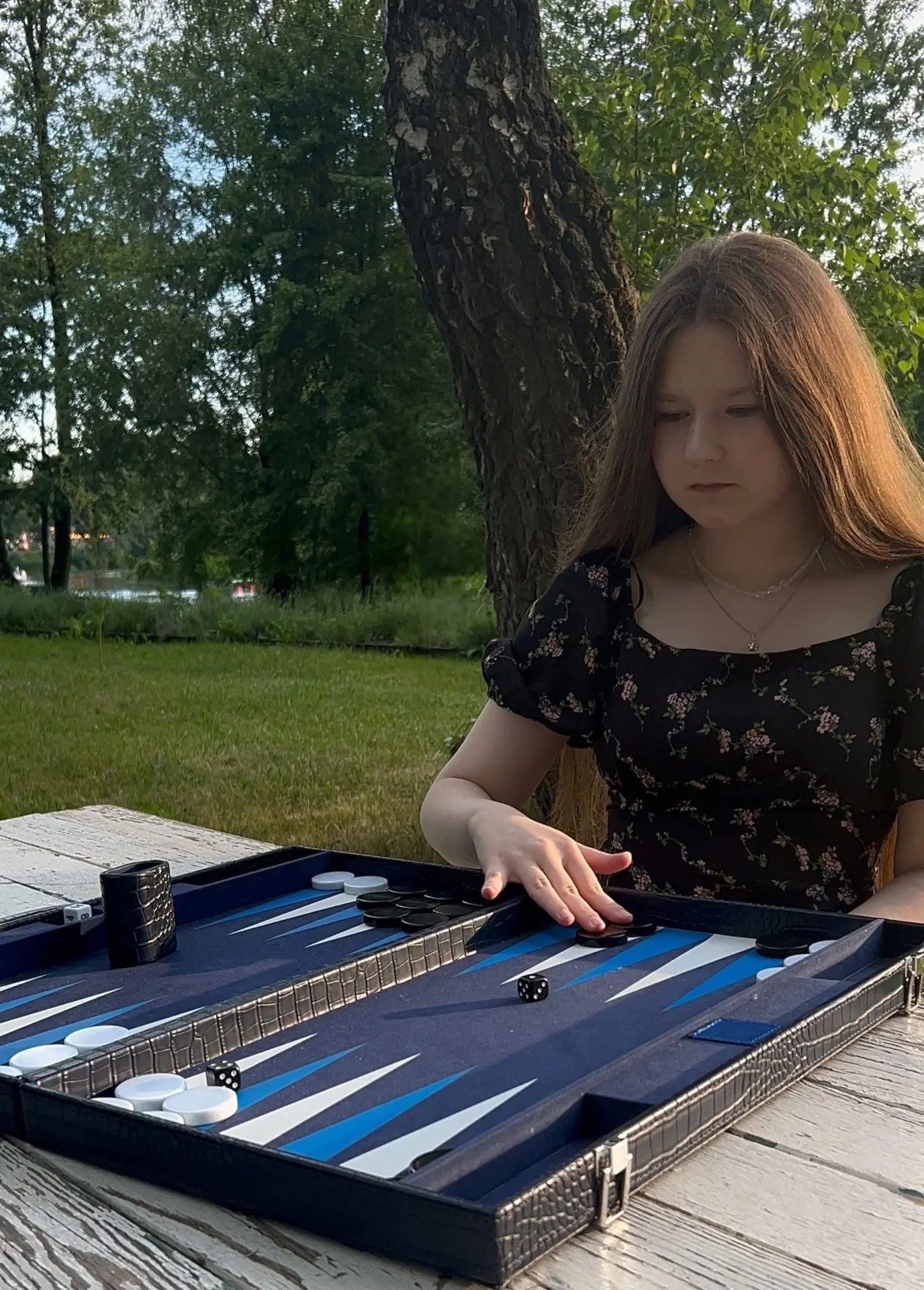 Это невероятно ! 🔥
🎲Кто сказал, что нарды — не спорт? Ученица нашей школы , Борзенкова Виктория ( 