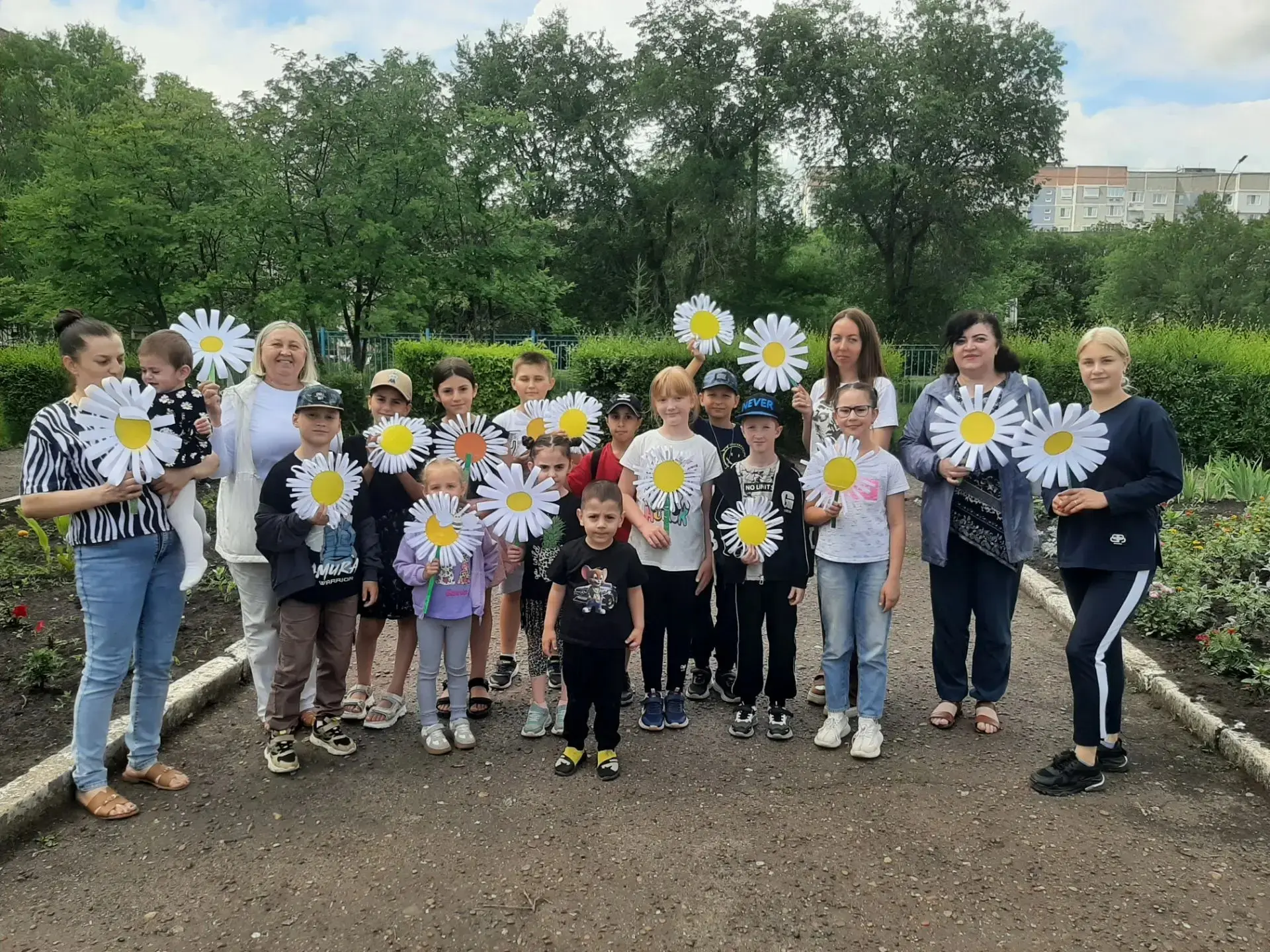 ☀️Традиции начинаются с детства!
До Дня семьи, любви и верности (8 июля) еще больше двух недель, но 