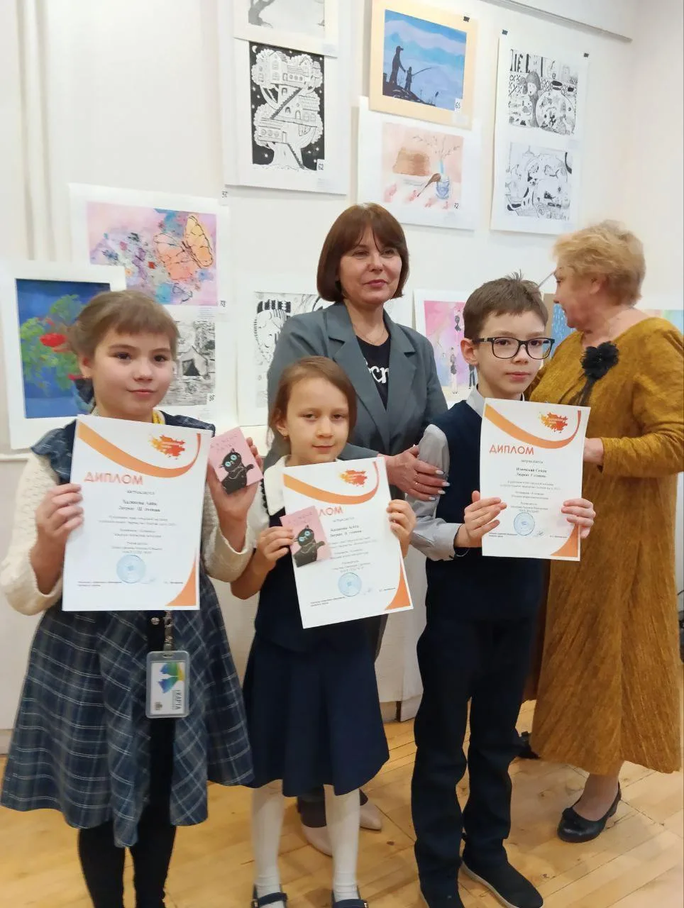 🏆 Поздравляем Агату Казакову, ученицу 2«А» класса, с победой в районном этапе городского конкурса де
