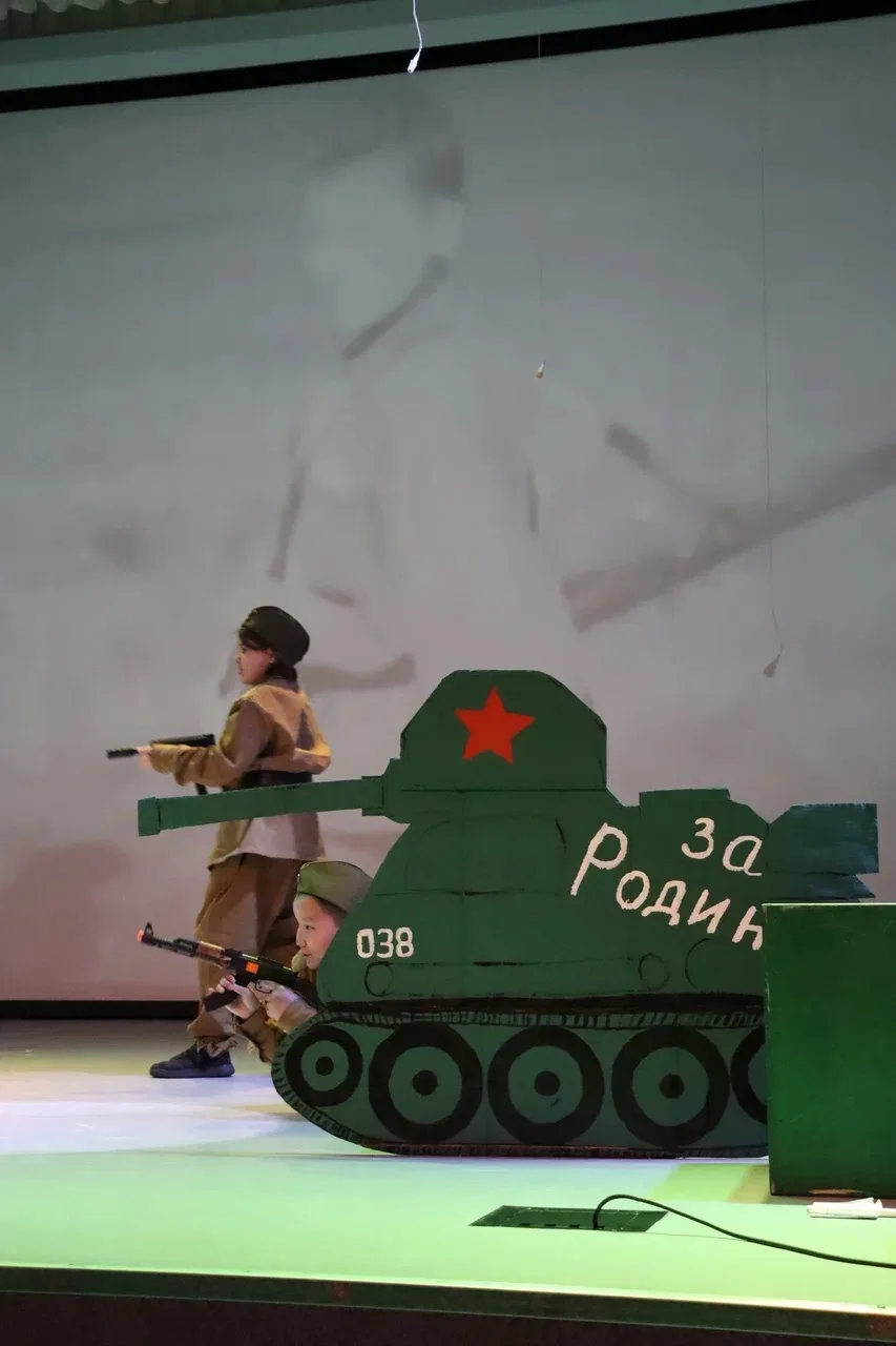 Фестиваль «Мелодии Победы»: песни, которые объединяют поколения 🇷🇺🎶  На этой неделе в нашей школе дл