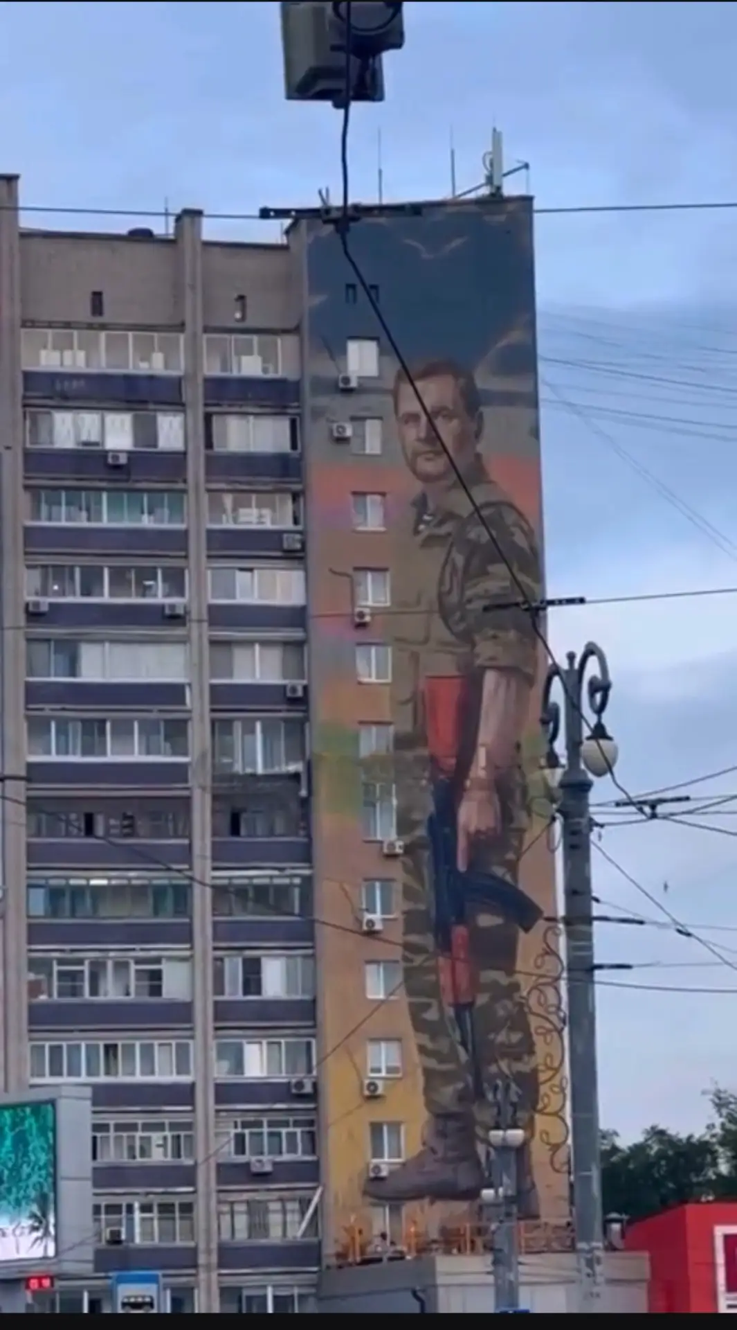 🗓 26 июня в 10:00 по адресу Амурский бульвар, 66 состоится открытие мурала, посвящённого памяти В. 