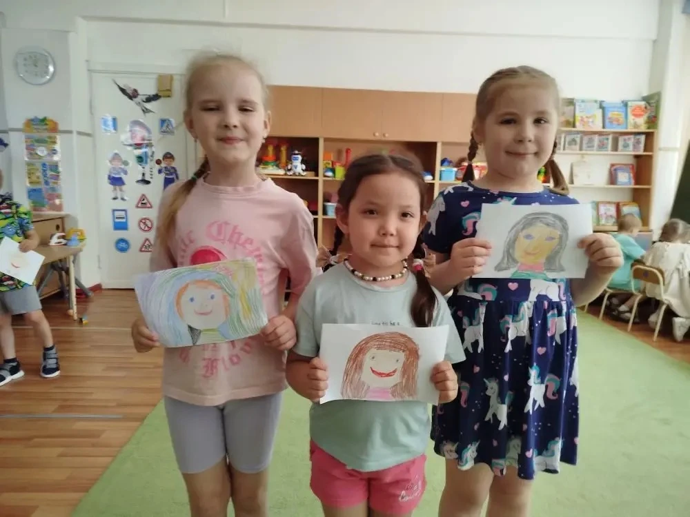 3 июня - День улыбок😄