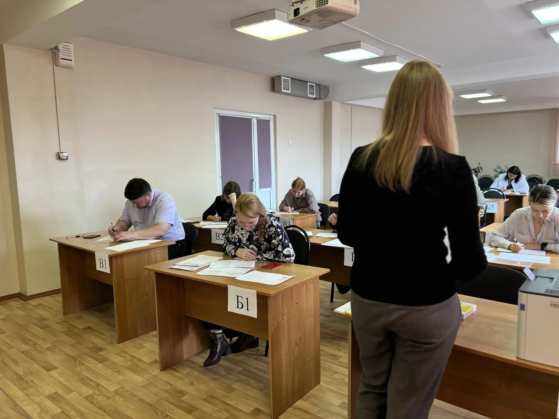 🖊️Паспорт, ручка и… спокойствие. Как родители нашей школы сдавали ЕГЭ 24 апреля  24 апреля в школе п